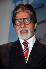 Amitabh Bachchan at Yes Bank Awards event in Mumbai on 1st Oct 2013 (44).jpg